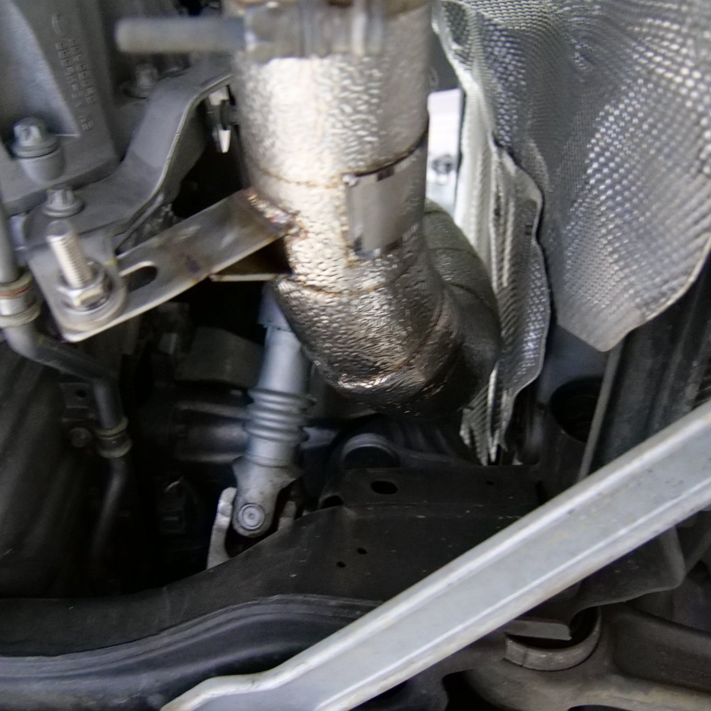 2015-2020-Mercedes e200/e300 m264/M274  -Downpipe
