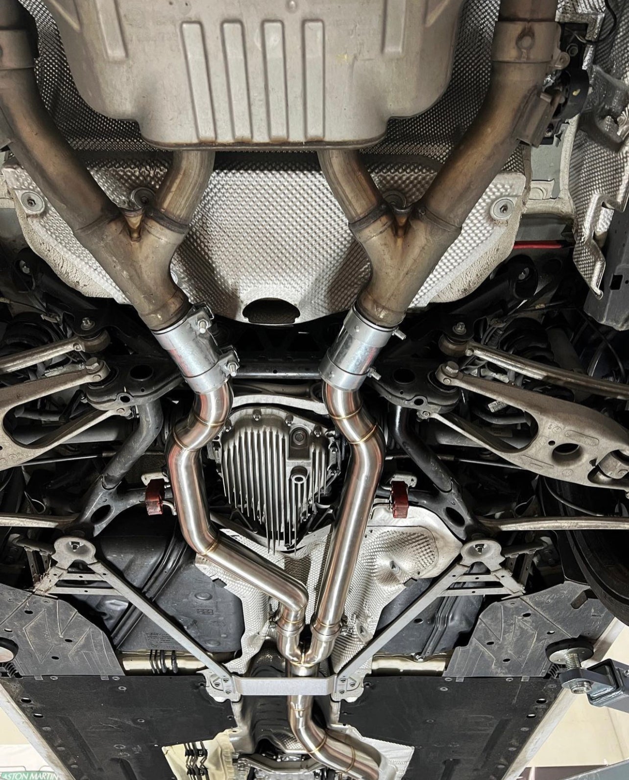 BMW M3 F80 & M4F82 Midpipe Upgrade- 3.5" high flow Single Midpipe